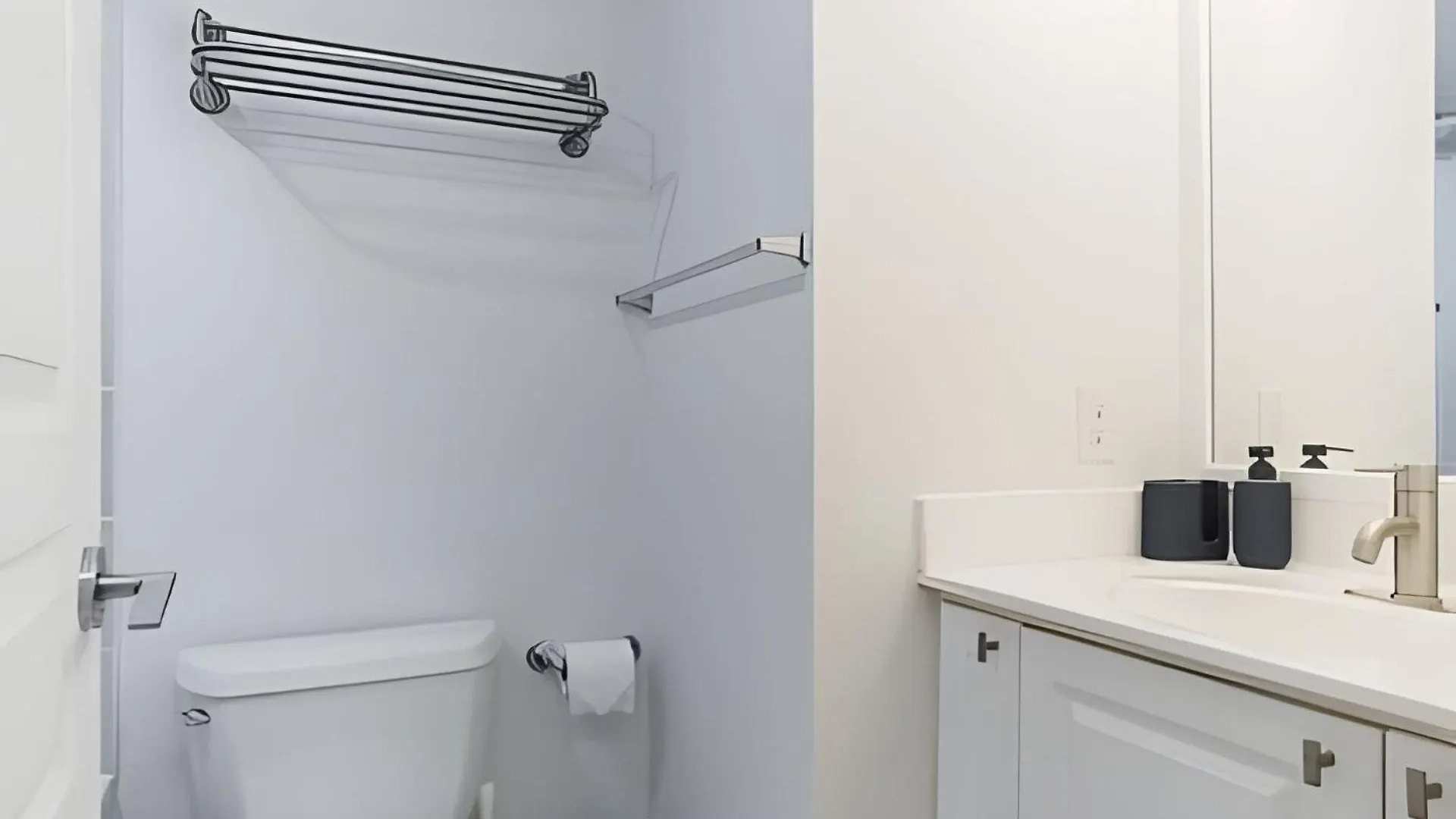 Lanterra Downtown Apartment Toronto 0*,